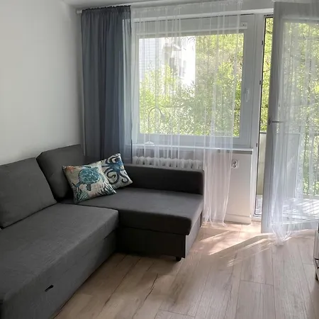Przytulny Apartament Blisko Stoku Narciarskiego Апартаменты *