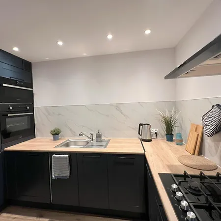 Przytulny Apartament Blisko Stoku Narciarskiego * Сопот